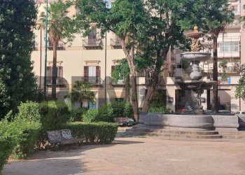 Edificio all\'aperto - Commercial Premises Piazza Alberigo Gentili
6, Palermo - photo 13