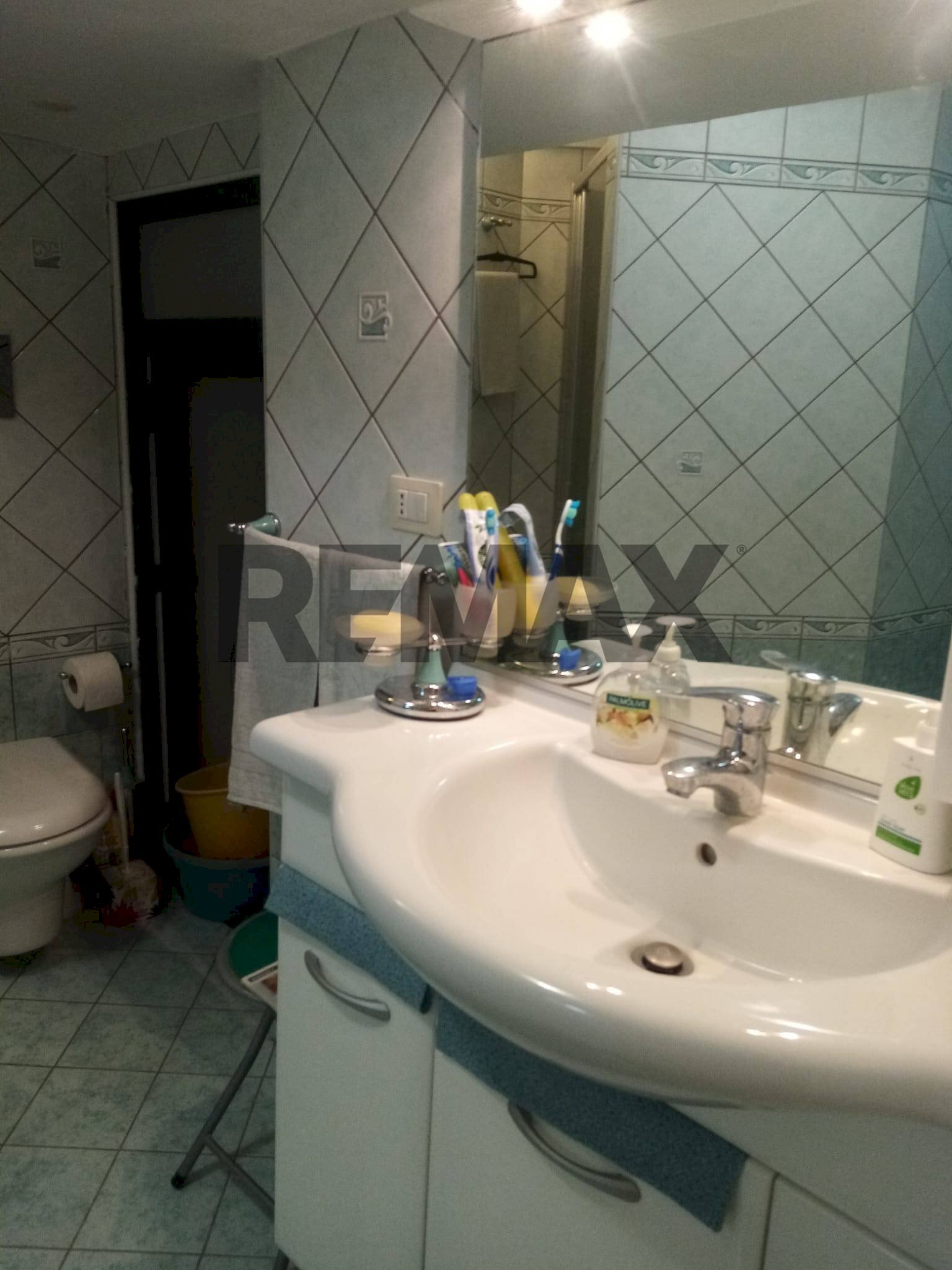 Bagno - Four-room apartment Via San Gregorio
15, Caltagirone - photo 3