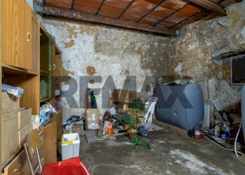 Dispensa di stoccaggio - Four-room apartment Via San Gregorio
 
15, Caltagirone - photo 35
