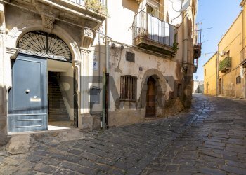 Edificio all\'aperto - Four-room apartment Via San Gregorio
 
15, Caltagirone - photo 37