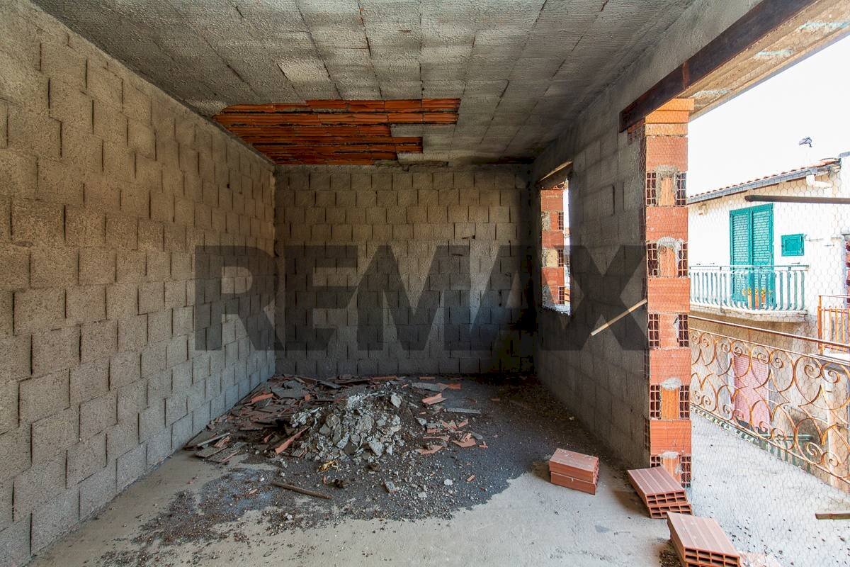 Parcheggio - Four-room apartment Via Francesco Petrarca
67, Paterno - photo 2