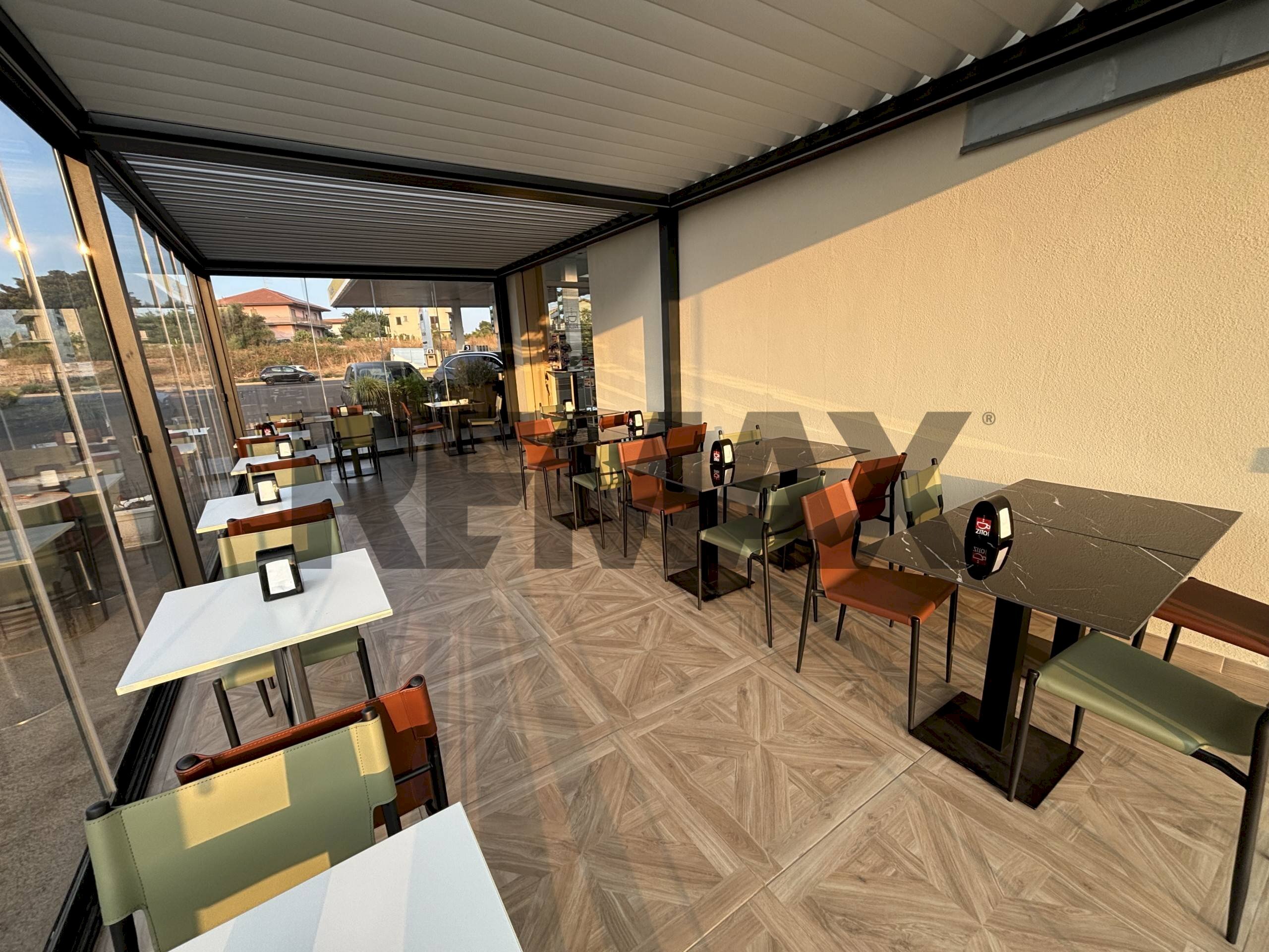 Terrazza - Cafeteria - Cold Bar Viale Cristoforo Colombo
snc, San Giovanni la Punta - photo 2