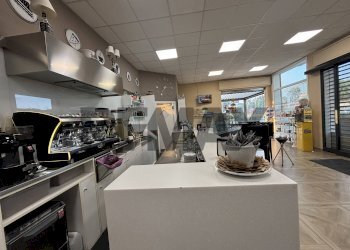 Cucina - Cafeteria - Cold Bar Viale Cristoforo Colombo
snc, San Giovanni la Punta - photo 13