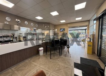 Ricezione / Lobby - Cafeteria - Cold Bar Viale Cristoforo Colombo
snc, San Giovanni la Punta - photo 19