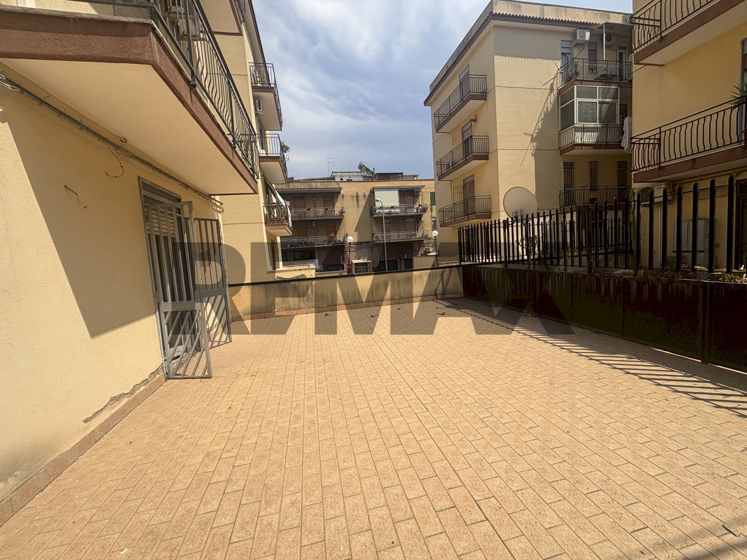 Terrazza - Quadrilocale Via Federico di Svevia
15, Lentini - foto 2
