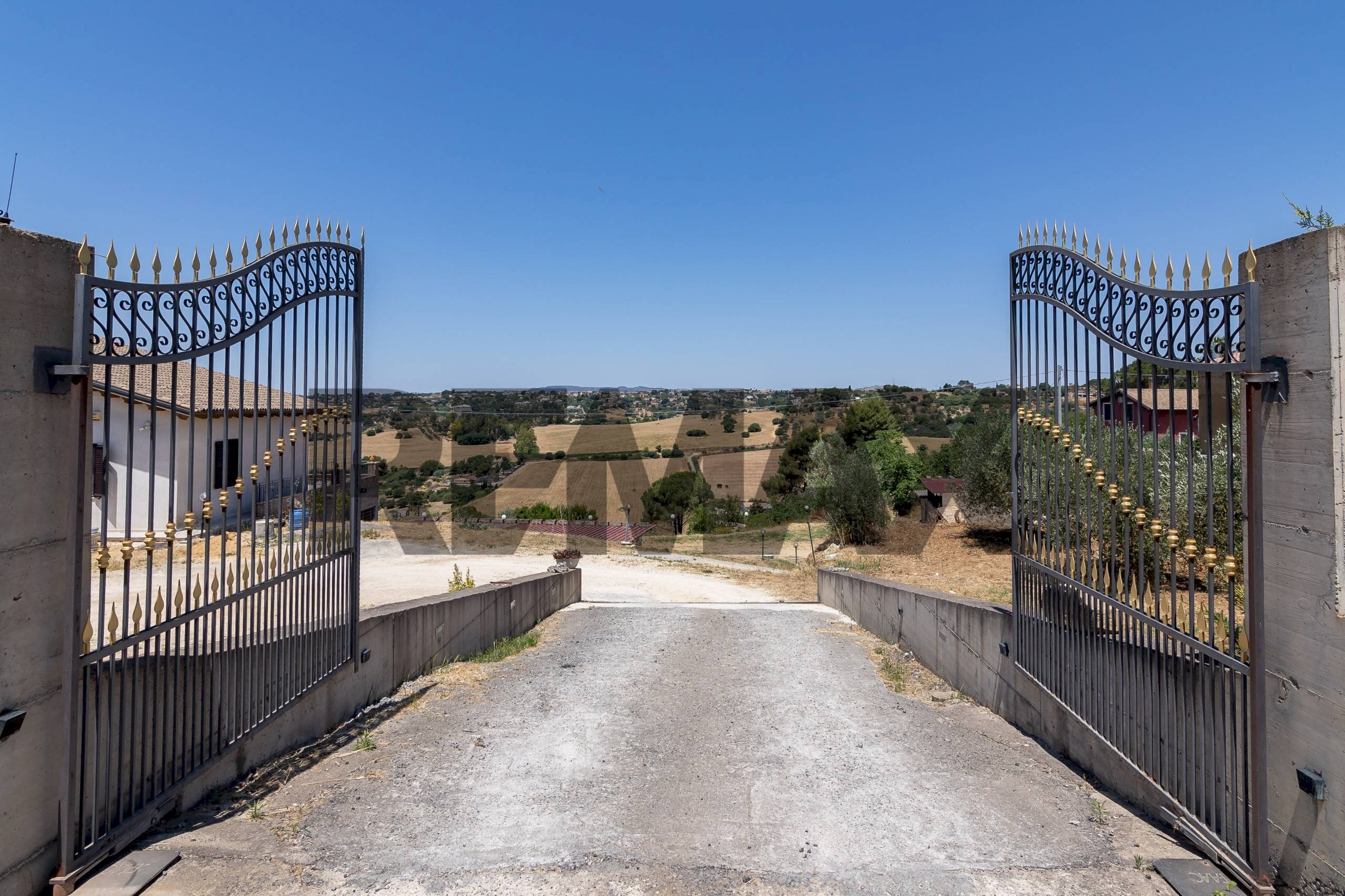 Terrazza - Villa Via Giuseppe Garibaldi
 
194, Caltagirone - photo 1