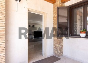 Terrazza - Villa Via Giuseppe Garibaldi
 
194, Caltagirone - photo 2
