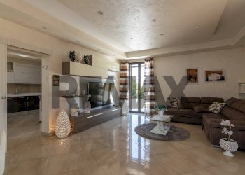 Soggiorno - Villa Via Giuseppe Garibaldi
 
194, Caltagirone - photo 3