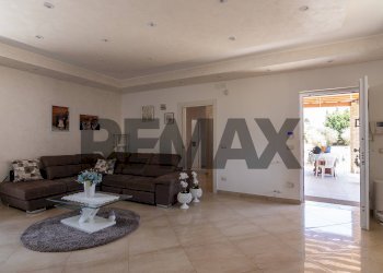 Soggiorno - Villa Via Giuseppe Garibaldi
 
194, Caltagirone - photo 6