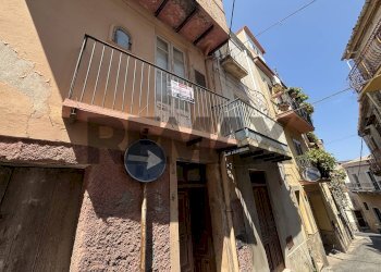 Edificio all\'aperto - Four-room apartment Corso Italia
 
418, San Pier Niceto - photo 2