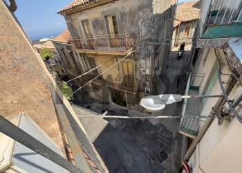 Edificio all\'aperto - Four-room apartment Corso Italia
 
418, San Pier Niceto - photo 6