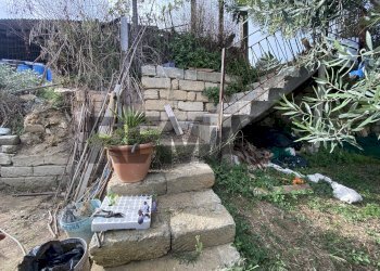 Giardino - Monolocale Via Gaetano Auricchiella
60, Caltagirone - foto 3