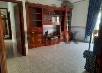 Soggiorno - Quadrilocale Via Finocchiari
 
17, Aci Catena - foto 1