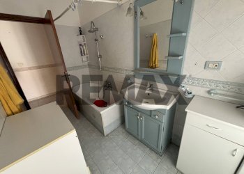 Bagno - Quadrilocale Via Finocchiari
 
17, Aci Catena - foto 9