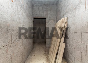 Hall / corridoio - Appartamento Via Francesco Petrarca
 
67, Paterno - foto 14