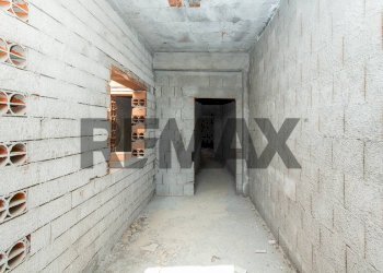 Hall / corridoio - Appartamento Via Francesco Petrarca
 
67, Paterno - foto 27