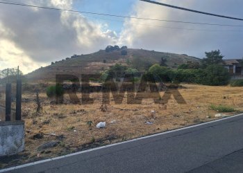 Vista delle montagne - Agricultural land Via Mompilieri
 
111, Mascalucia - photo 2