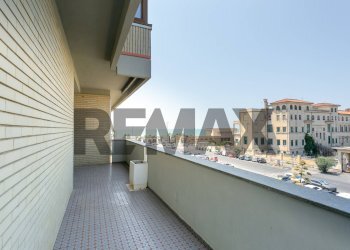 Balcone - Appartamento Via Namaziano
50, Roma - foto 18