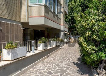 Edificio all\'aperto - Appartamento Via Namaziano
50, Roma - foto 57