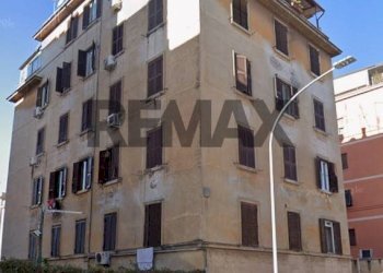 Edificio all\'aperto - Bilocale Via Delle Giunchiglie
51, Roma - foto 14
