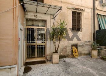 Edificio all\'aperto - Bilocale Via Delle Giunchiglie
51, Roma - foto 11