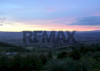 Vista delle montagne - Rustic VIA SAN FORTUNATO
 
9, Assisi - photo 9