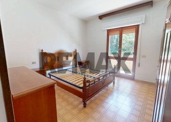 Camera / camera da letto - Appartamento via vietnam
 
4, Bastia Umbra - foto 6