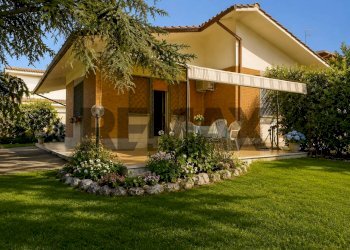 Casa all\'aperto - Villa via adige
 
1, Ardea - foto 1