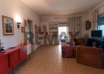 Soggiorno - Villa via adige
 
1, Ardea - foto 11