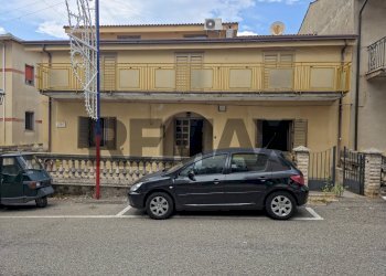 Edificio all\'aperto - Casa indipendente Joggi via A4
 
4, Santa Caterina Albanese - foto 1