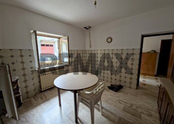 Sala da pranzo - Casa indipendente Joggi via A4
 
4, Santa Caterina Albanese - foto 41