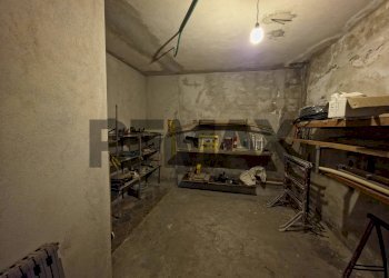 Dispensa di stoccaggio - Casa indipendente Joggi via A4
 
4, Santa Caterina Albanese - foto 90