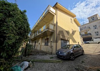 Edificio all\'aperto - Casa indipendente Joggi via A4
 
4, Santa Caterina Albanese - foto 100