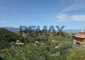 Vista delle montagne - Casa indipendente Joggi via A4
 
4, Santa Caterina Albanese - foto 105