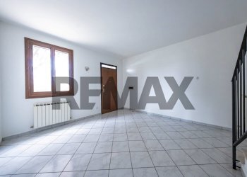Stanza vuota - Terraced Villa Via Mozambico
 
30, Portomaggiore - photo 12