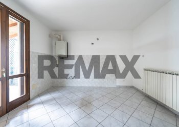 Stanza vuota - Terraced Villa Via Mozambico
 
30, Portomaggiore - photo 17