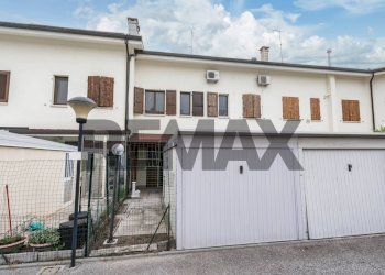 Edificio all\'aperto - Terraced Villa Via Mozambico
 
30, Portomaggiore - photo 25