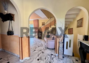 Soggiorno - Terraced Villa Via Aviatori D'Italia
 
10, Caserta - photo 4