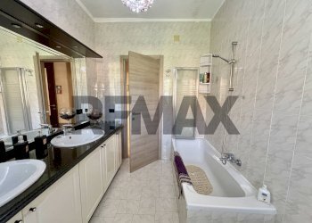 Bagno - Terraced Villa Via Aviatori D'Italia
 
10, Caserta - photo 41