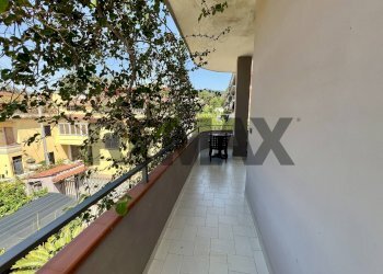 Balcone - Terraced Villa Via Aviatori D'Italia
 
10, Caserta - photo 50