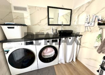 Lavanderia - Trilocale Via Corridoni
 
11, Savona - foto 28