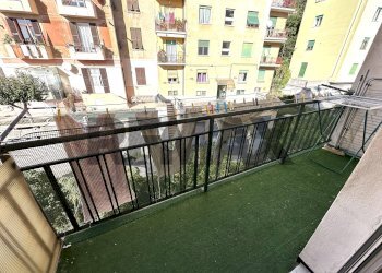 Balcone - Trilocale Via Corridoni
 
11, Savona - foto 30