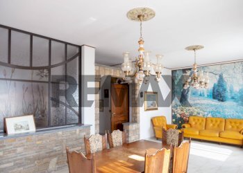 Sala da pranzo - Villa via San Rocco
 
32, Tavernola Bergamasca - photo 4