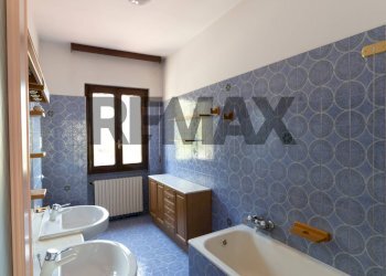 Bagno - Villa via San Rocco
 
32, Tavernola Bergamasca - photo 29