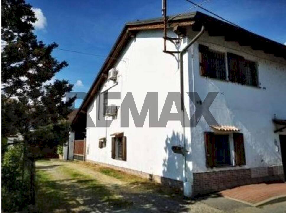 Casa all\'aperto - Casa indipendente via Vittorio Emanuele II
 
20, Vinzaglio - foto 1