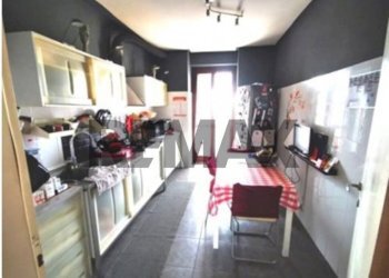 Cucina - Three-room apartment via Strettura
 
5, Trecate - photo 9