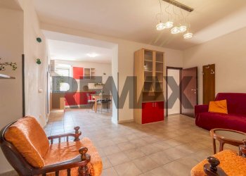 Soggiorno - Appartamento Corso Vittorio Emanuele
 
103, Monte Romano - foto 15