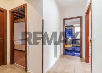 Hall / corridoio - Appartamento Corso Vittorio Emanuele
 
103, Monte Romano - foto 23