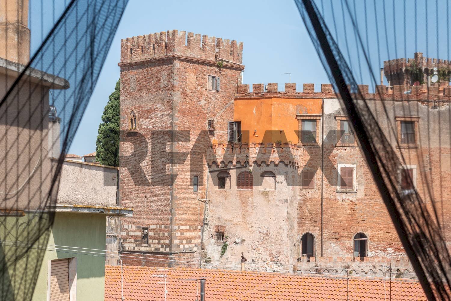 Edificio all\'aperto - Villa a Schiera Via Gravisca
14, Montalto di Castro - foto 2