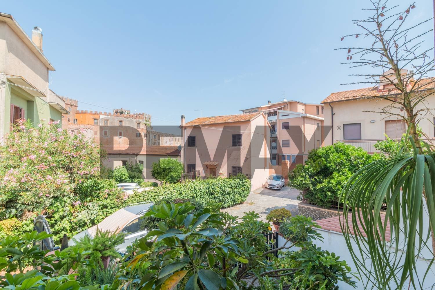 Edificio all\'aperto - Villa a Schiera Via Gravisca
14, Montalto di Castro - foto 3